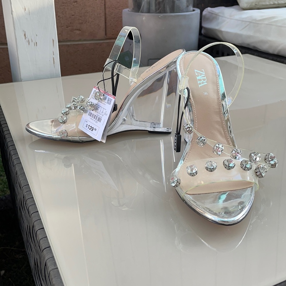 BNWT Zara plexi wedge with crystal straps sz 36/ 6